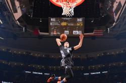 开云官方app入口-从未登场却无处不在，詹姆斯如何在他缺席的比赛里完成对时代的定义？