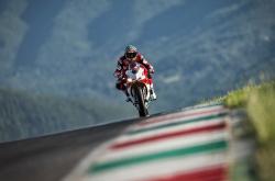 开云APP-改写秩序，当印尼队轻取法国队，黄鸭组合的纪录夜象征着什么？