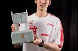 开云体育中国-多特蒙德前锋勒万多夫斯基出击核心，锋线得分王