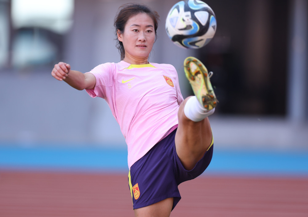 中国女足队员李明：砥砺前行，永不言败