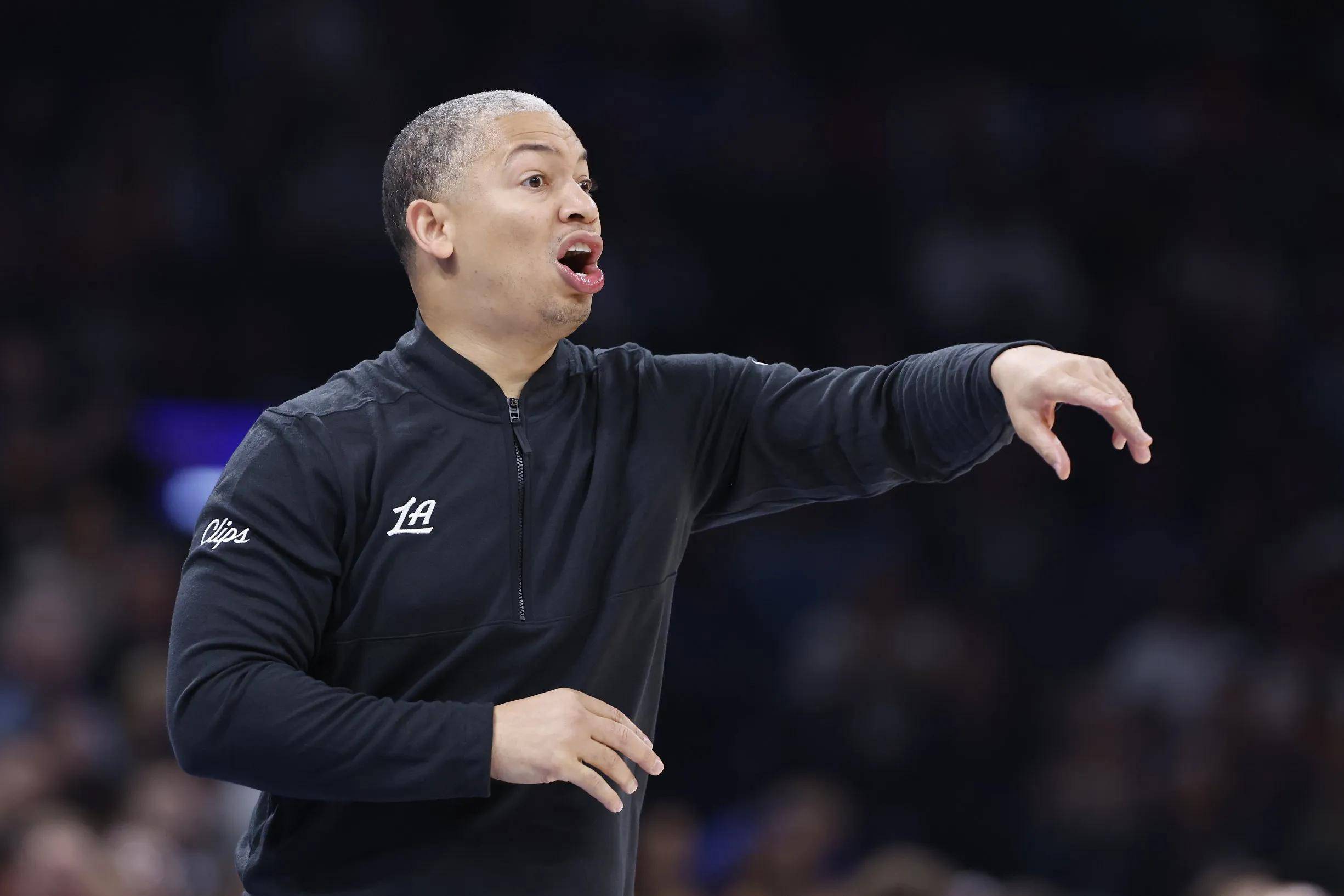 爵士大胜快船取得西部决赛首胜 爵士大胜快船取得西部决赛首胜