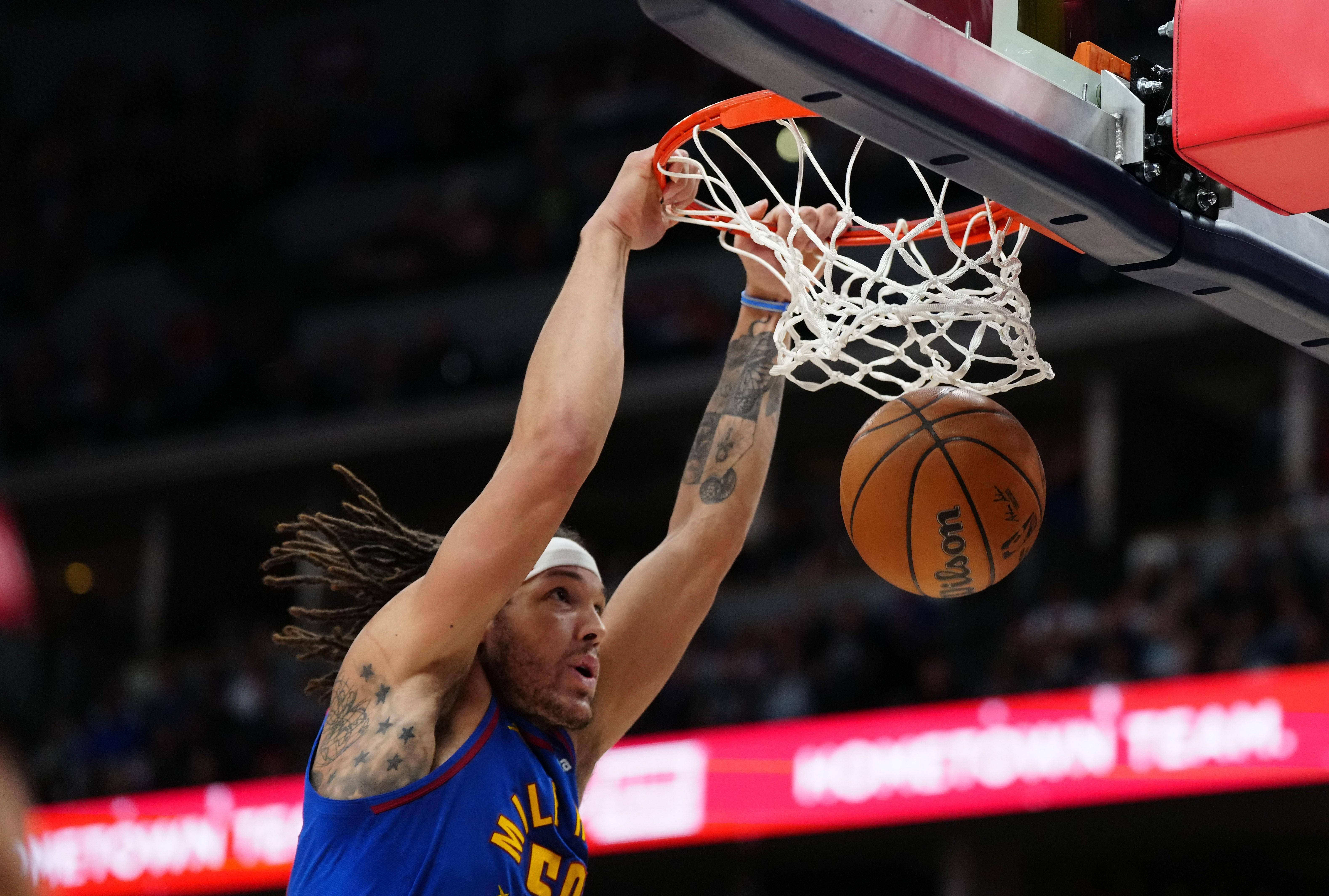 爵士大胜快船取得西部决赛首胜 爵士大胜快船取得西部决赛首胜