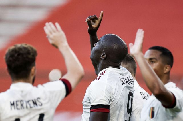 包含日本翻盘克罗地亚，卡拉斯科惊艳四座的词条