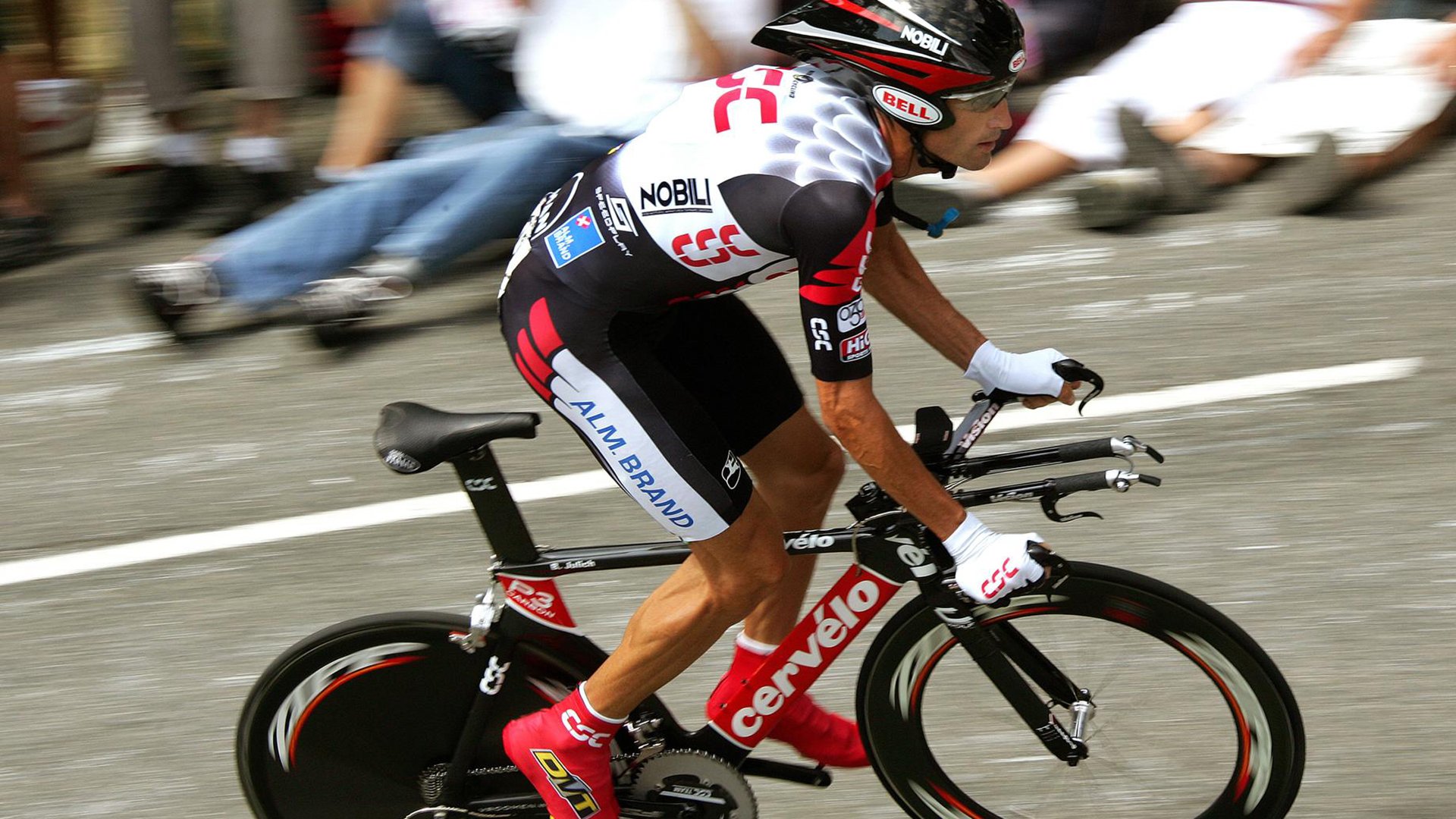 永不熄灭的灯塔,C罗点球失却后的领袖光芒,葡萄牙逆风前行的真正航标